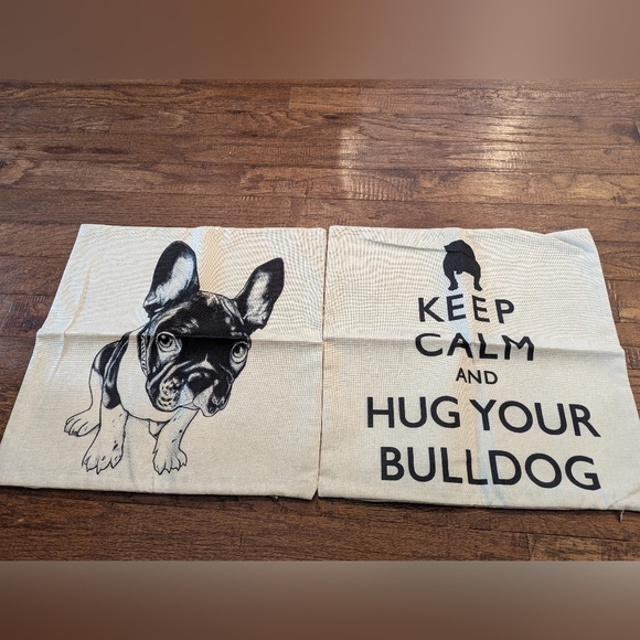 Bulldog velvet pillow, plus 2 linen pillow shams & stocking. New Bull dog decor - Picture 5 of 14